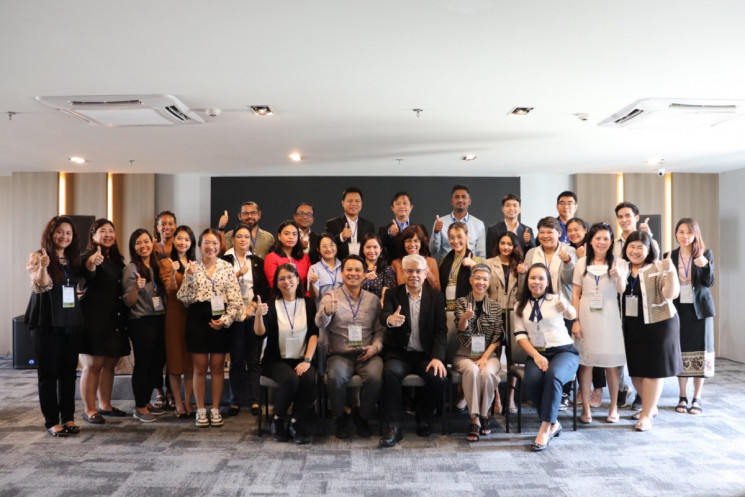Thai UHC workshop-8 countries