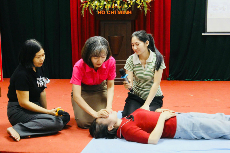 z7152402569774_aa28fe7b89198275d8fab85b11b9e473