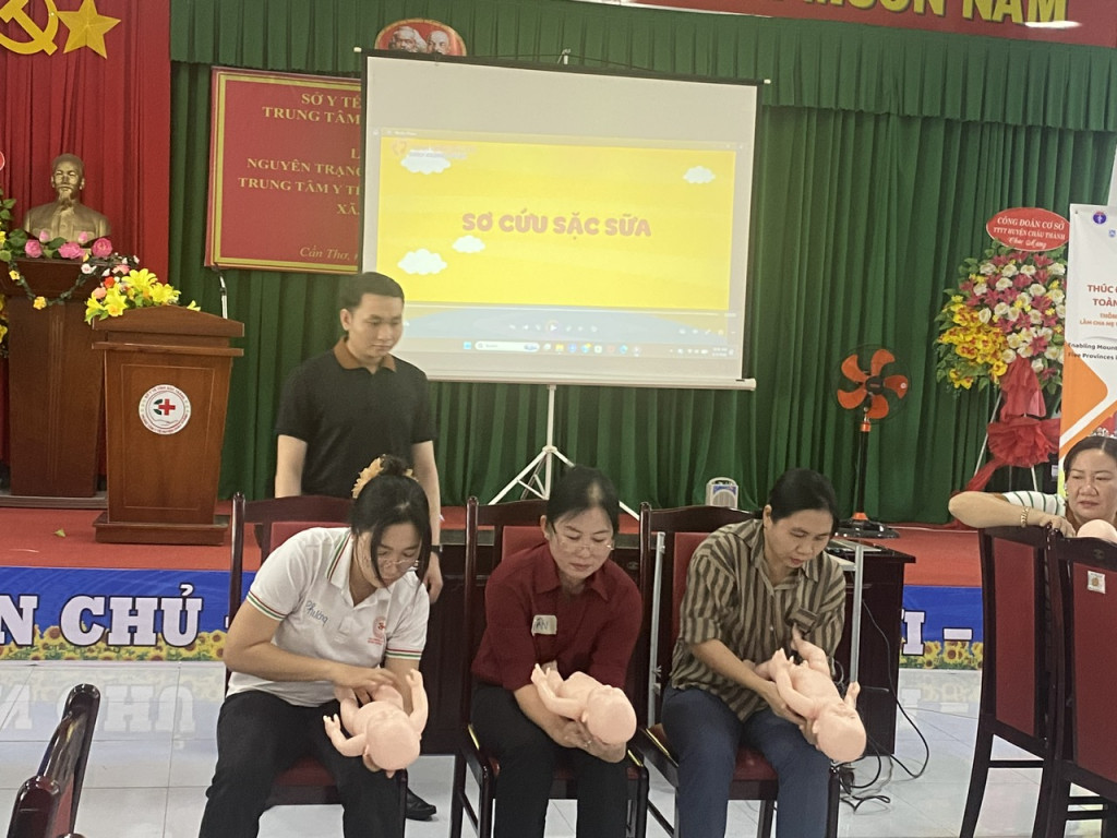 z7502819757257_0243583e19a68562f409f90d39fea1f4